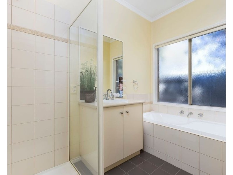 1 Wakefield Court, Point Cook VIC 3030