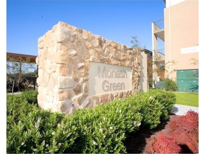 19/2 Monash Green Drive, Clayton VIC 3168