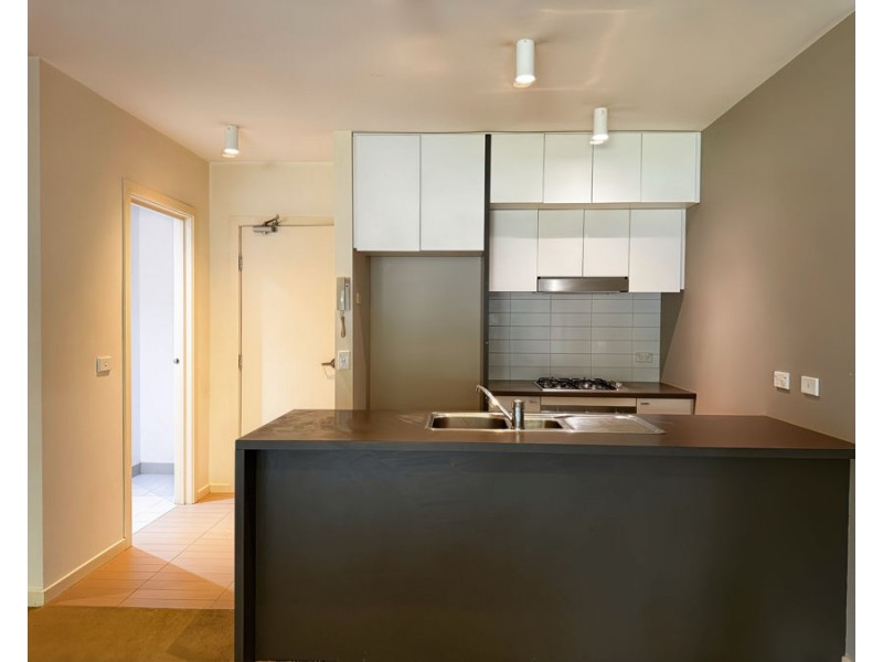19/2 Monash Green Drive, Clayton VIC 3168