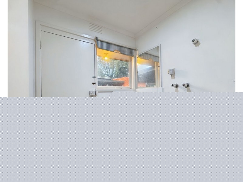 15 Kenna Drive, Lalor VIC 3075