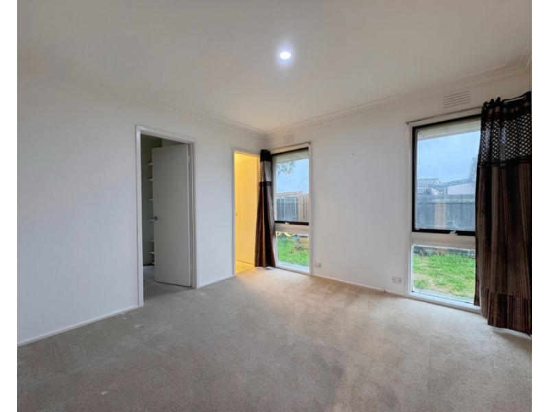 15 Kenna Drive, Lalor VIC 3075