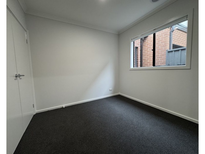 4 Gosfield drive, Werribee VIC 3030