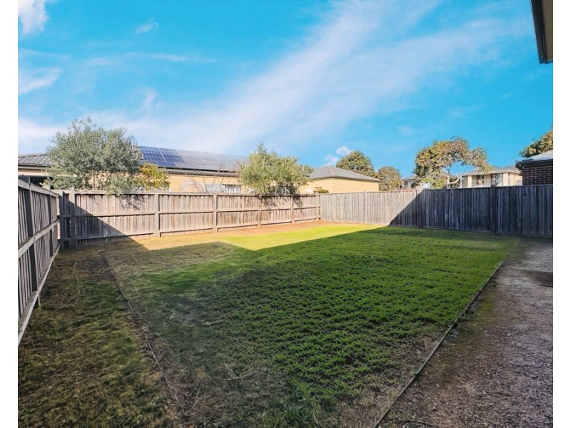 91 Baycrest Drive, Point Cook VIC 3030