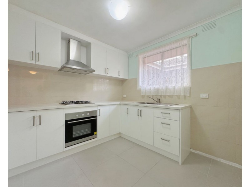 2/30 Cootamundra Cres, Blackburn VIC 3130