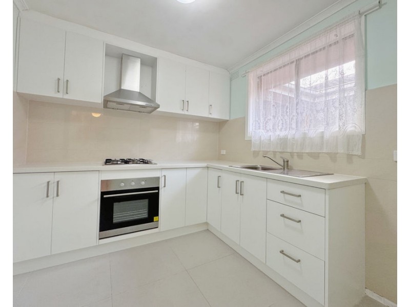 2/30 Cootamundra Cres, Blackburn VIC 3130