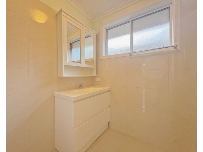 2/30 Cootamundra Cres, Blackburn VIC 3130