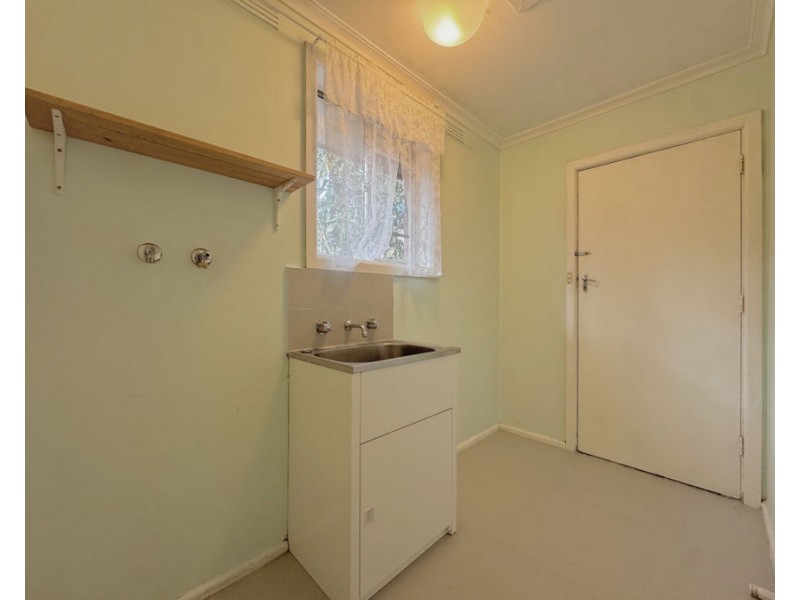 2/30 Cootamundra Cres, Blackburn VIC 3130