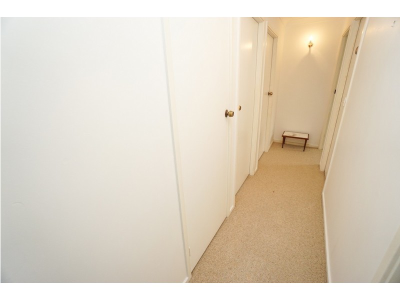 64 Railway Parade, Woodford NSW 2778