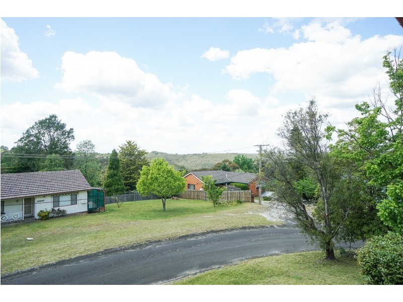 64 Railway Parade, Woodford NSW 2778