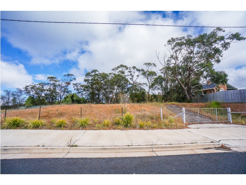 40 Great Western Highway, Wentworth Falls NSW 2782