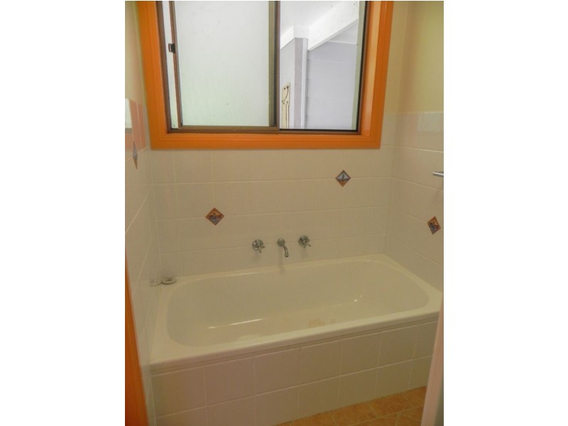 32 Chaseling Avenue, Springwood NSW 2777