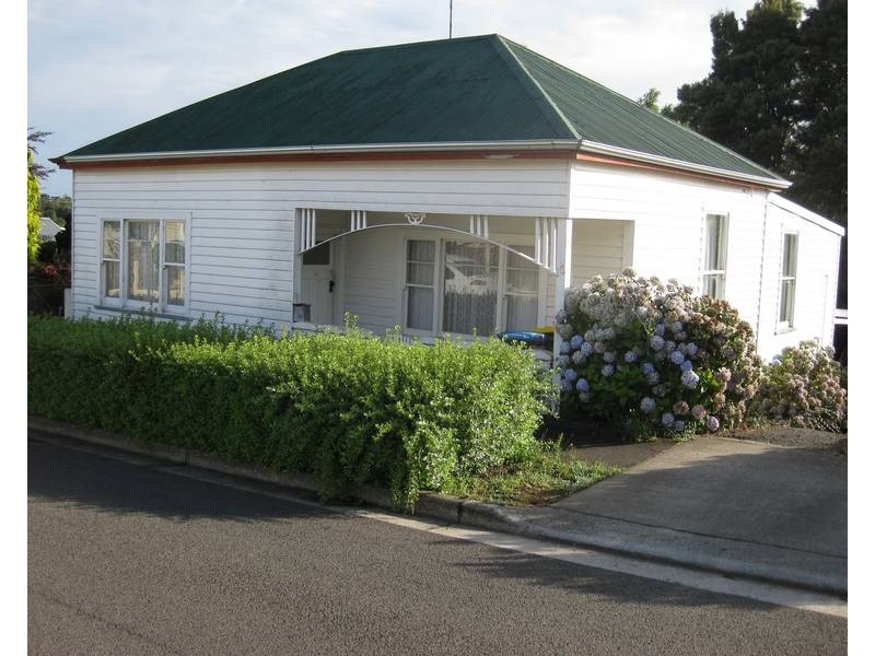 10 Alfred Street, Scottsdale TAS 7260