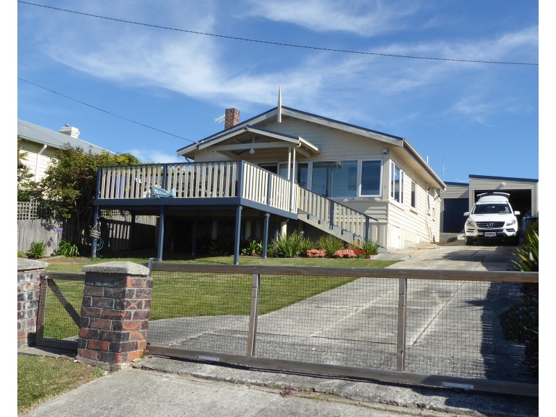 3 May Street, Bridport TAS 7262
