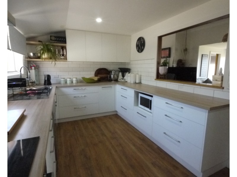 16 & 18 Westwood Street, Bridport TAS 7262
