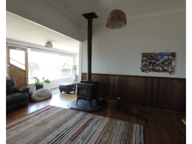 16 & 18 Westwood Street, Bridport TAS 7262