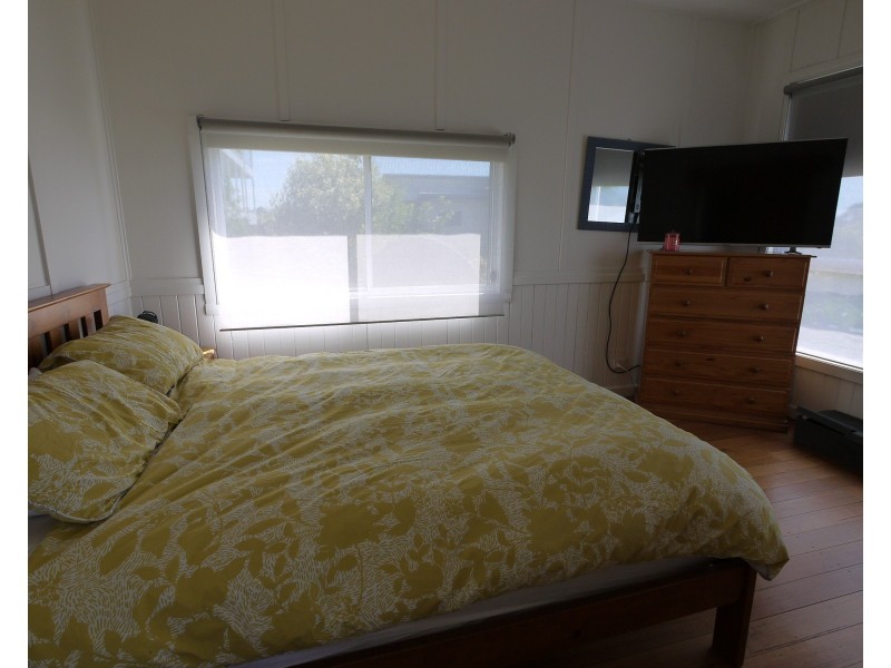 16 & 18 Westwood Street, Bridport TAS 7262