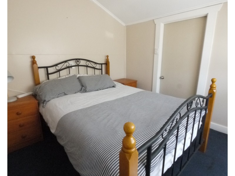 16 & 18 Westwood Street, Bridport TAS 7262