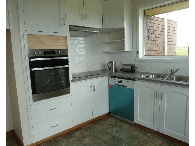 1079 Pipers Brook Road, Pipers Brook TAS 7254