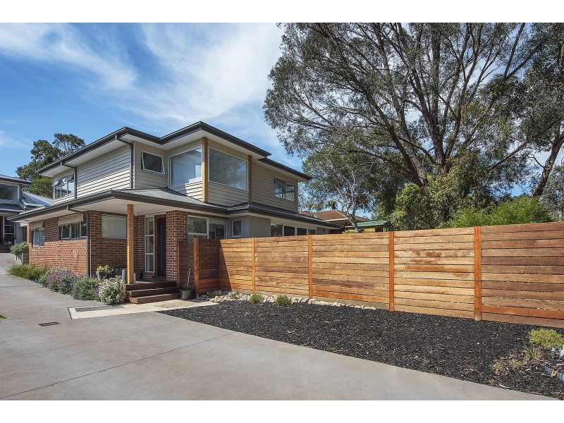 1/111 Broad Gully Road, Diamond Creek VIC 3089