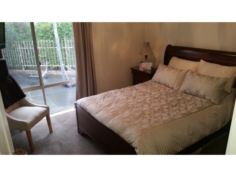 11 Grenda Drive, Mill Park VIC 3082