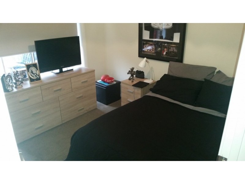 11 Grenda Drive, Mill Park VIC 3082