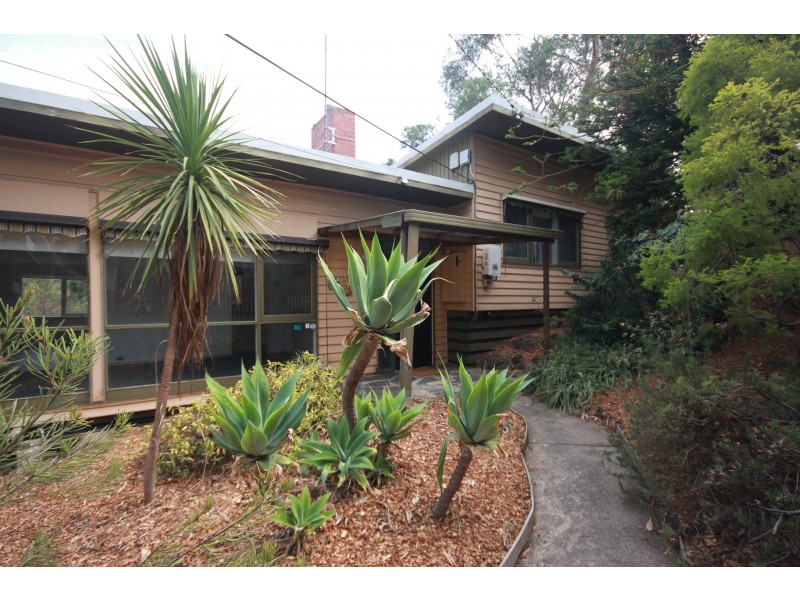 1 De Blonay Cres, Greensborough VIC 3088