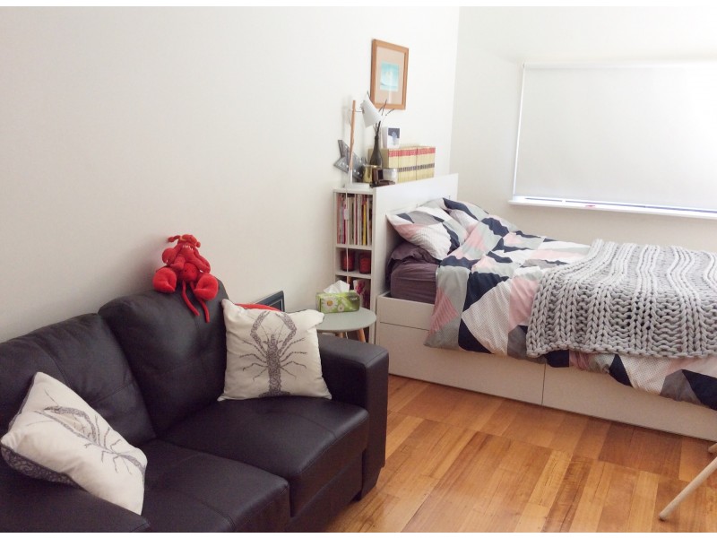 15 Curtis Ave, Watsonia VIC 3087