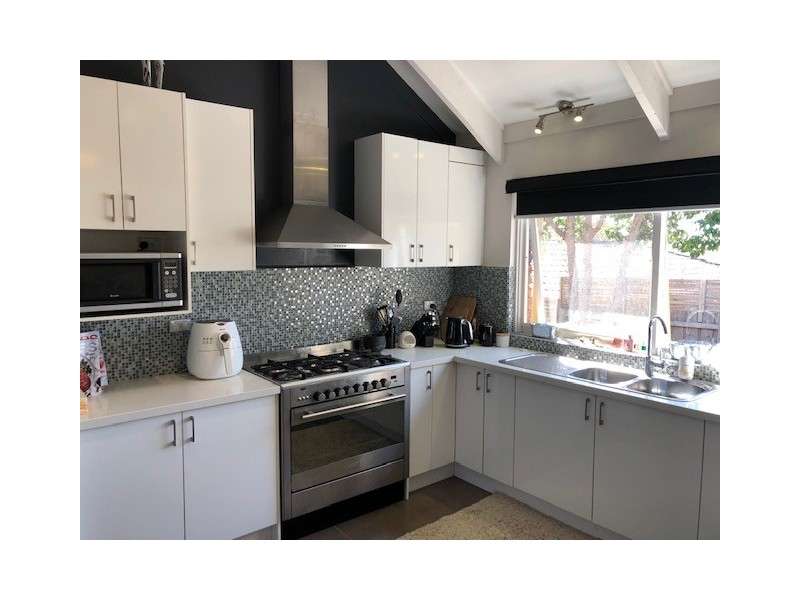 52 Eastgate Drive, Greensborough VIC 3088