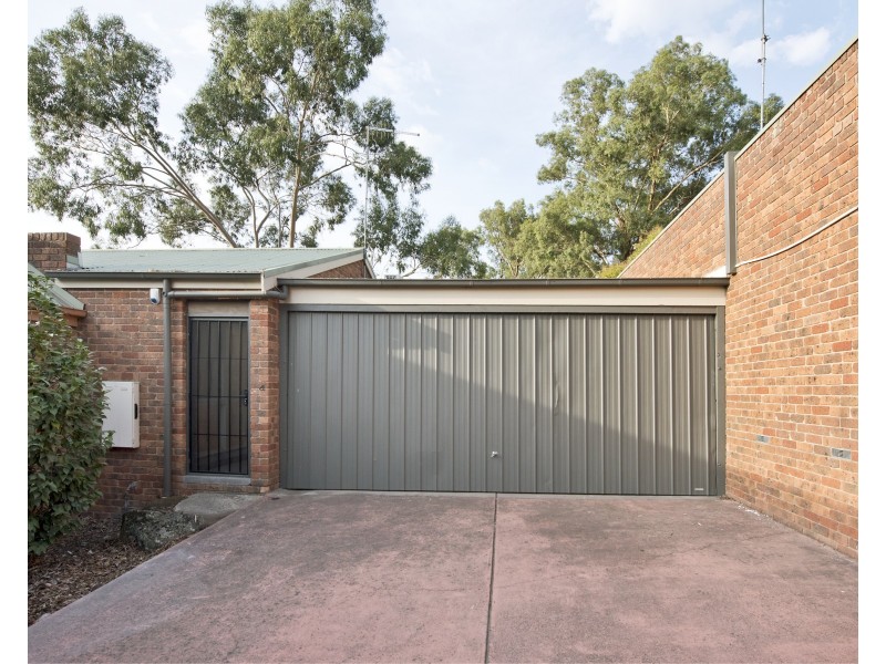 4/17 Batman Road, Eltham VIC 3095