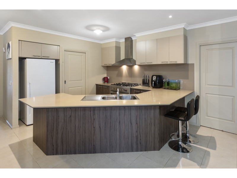 8 Croft Street, Mernda VIC 3754