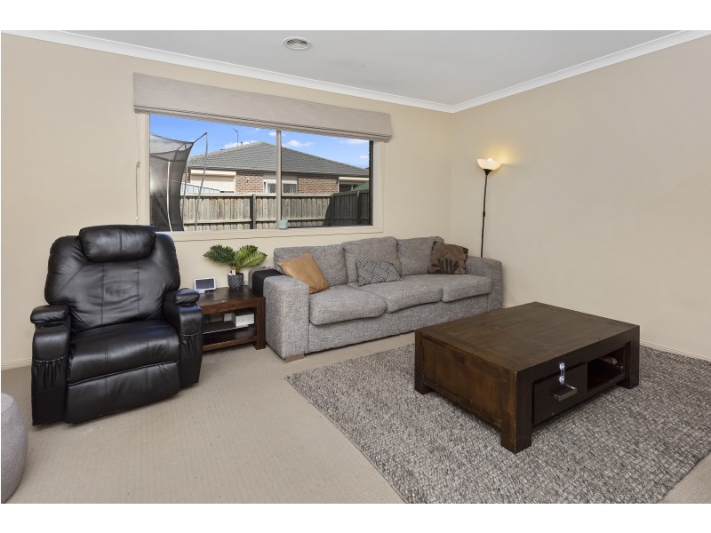 8 Croft Street, Mernda VIC 3754