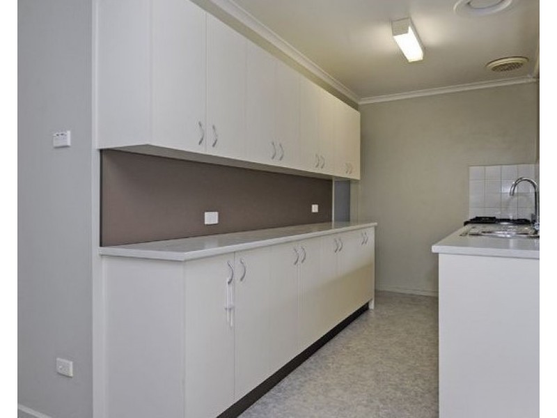 28 Fahey Crescent, Yallambie VIC 3085
