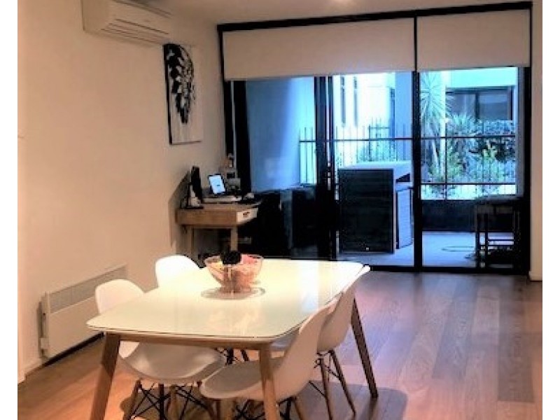214/166 ROUSE STREET, Port Melbourne VIC 3207