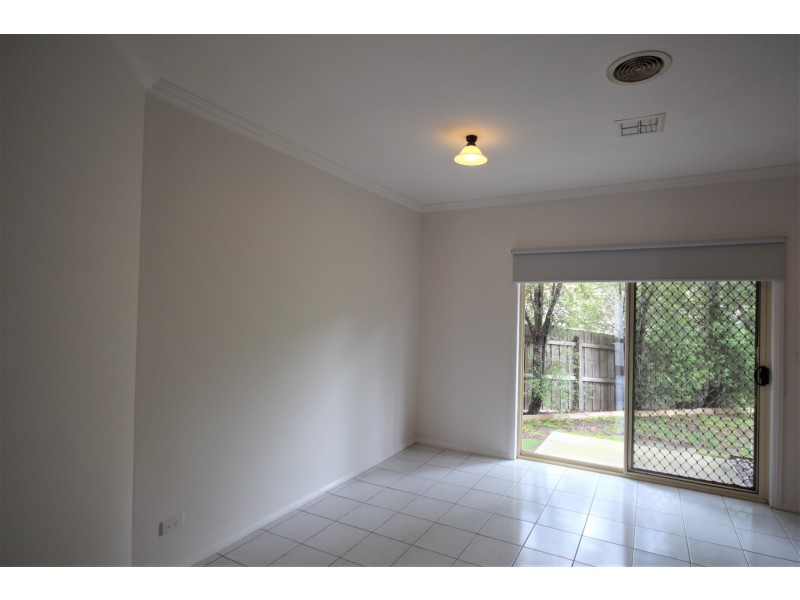 1/119 Main Road, Lower Plenty VIC 3093