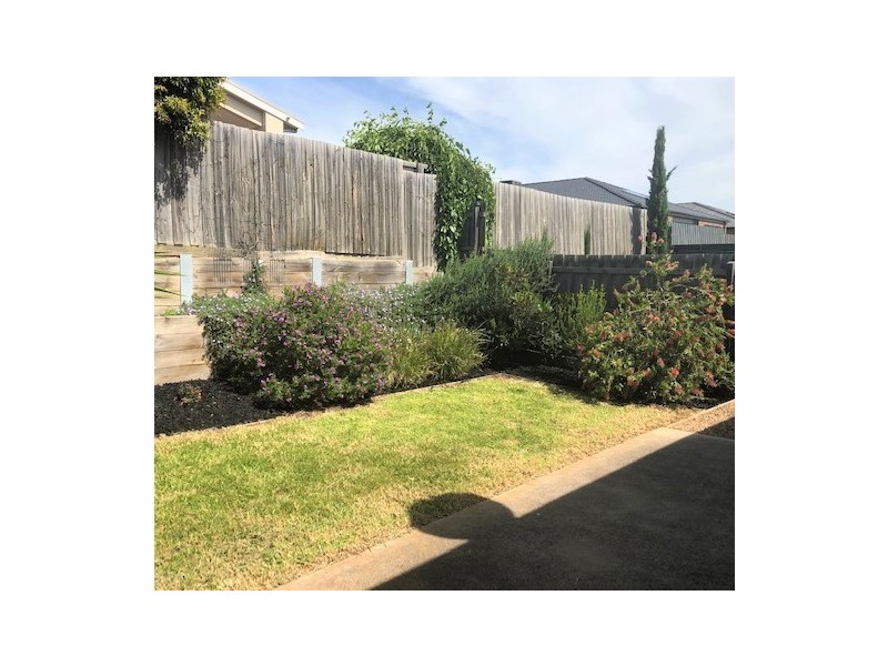 25 Patience Ave, Doreen VIC 3754