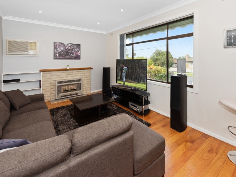 14 Yerrawa Drive, Watsonia VIC 3087