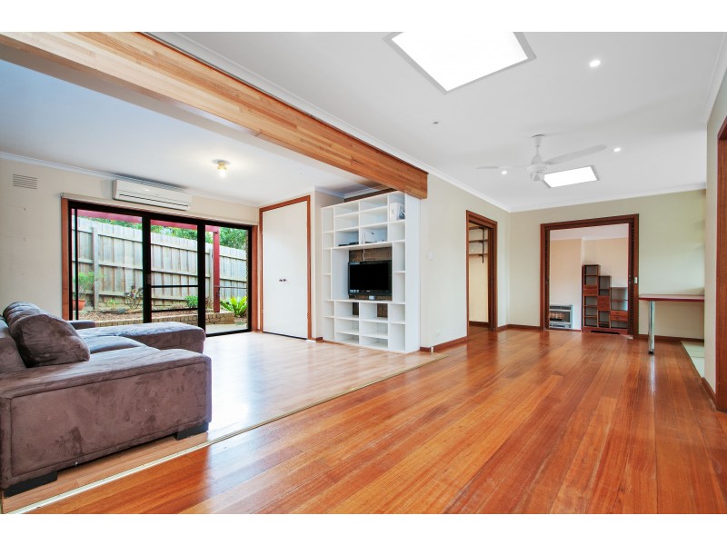 17 Carinya Road, Greensborough VIC 3088