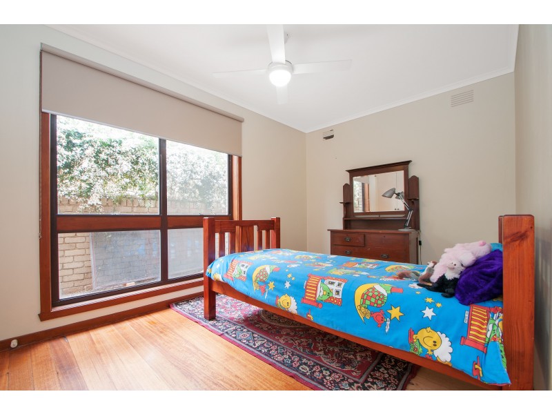 17 Carinya Road, Greensborough VIC 3088