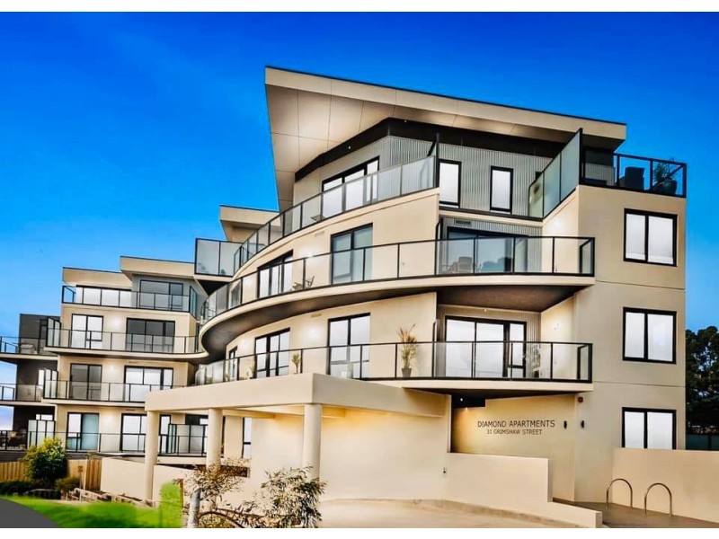 25 Grimshaw Street, Greensborough VIC 3088