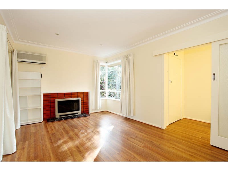 17 Dallas Crescent, Watsonia North VIC 3087