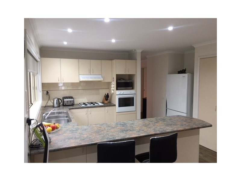 34 Old Plenty Road, South Morang VIC 3752