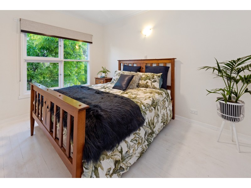 19 Paterson Cres, Greensborough VIC 3088