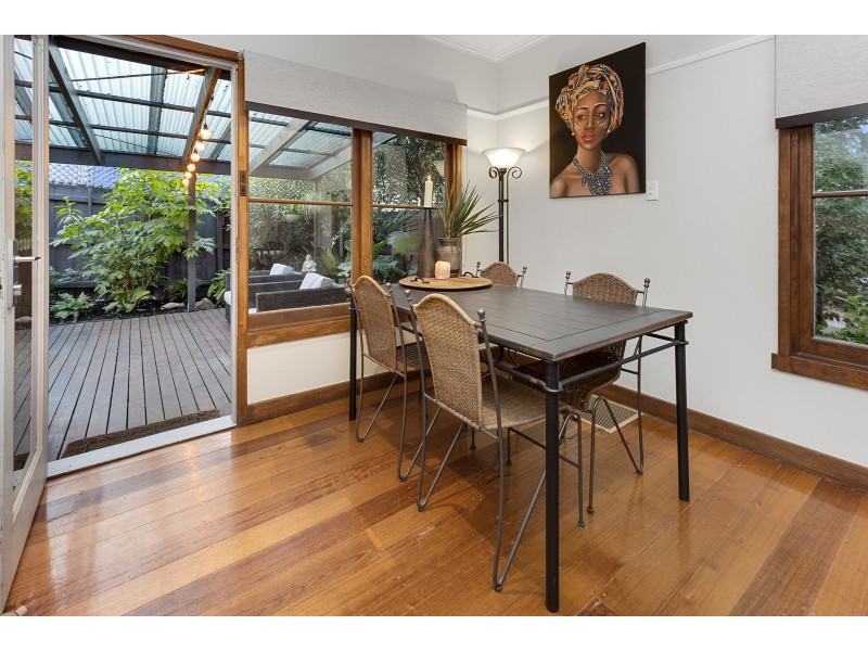 19 Paterson Cres, Greensborough VIC 3088