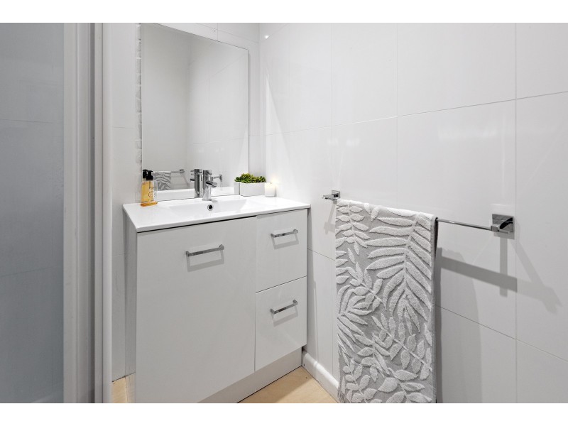 19 Paterson Cres, Greensborough VIC 3088