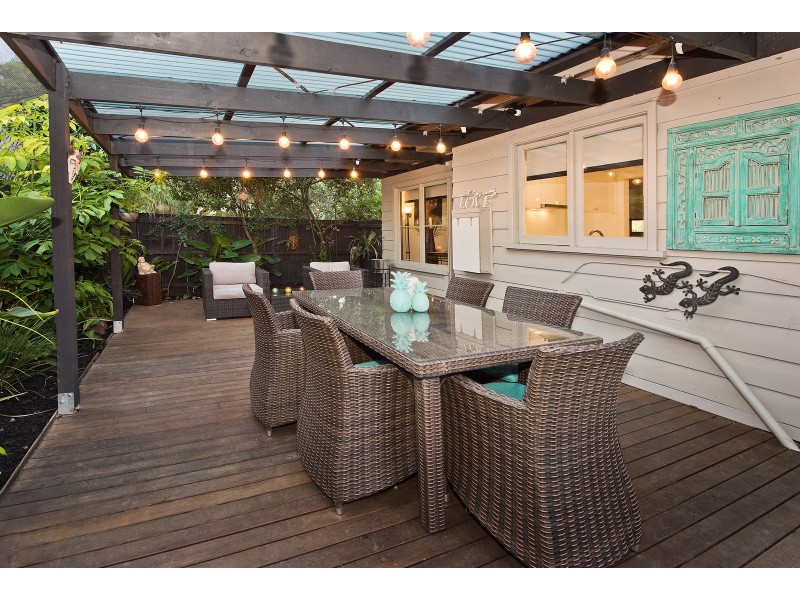 19 Paterson Cres, Greensborough VIC 3088