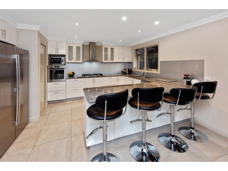 11 Nevern Court, Diamond Creek VIC 3089