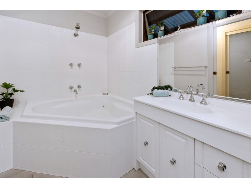 11 Nevern Court, Diamond Creek VIC 3089