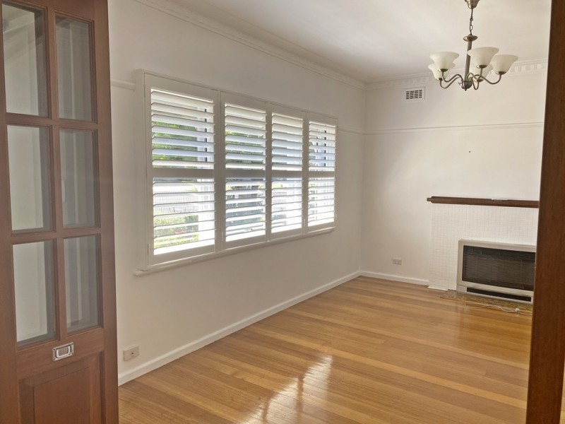 31 Tarana Avenue, Glenroy VIC 3046