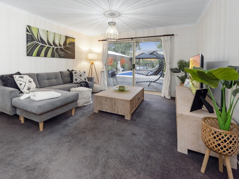 45 Balmoral Circuit, Eltham VIC 3095