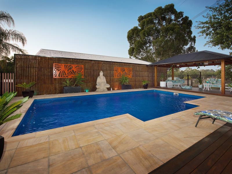 45 Balmoral Circuit, Eltham VIC 3095